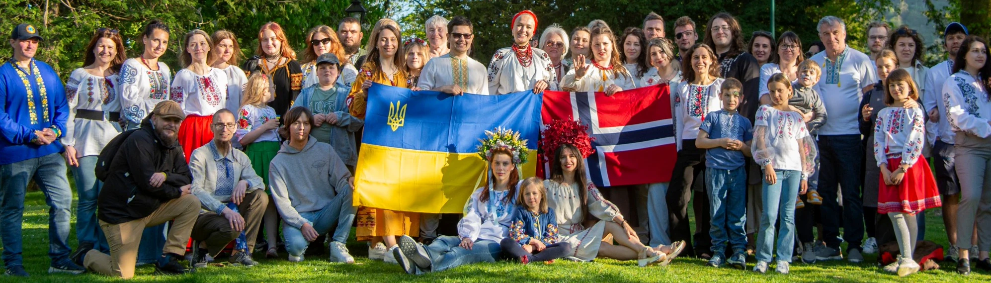 Спільне фото членів спілки